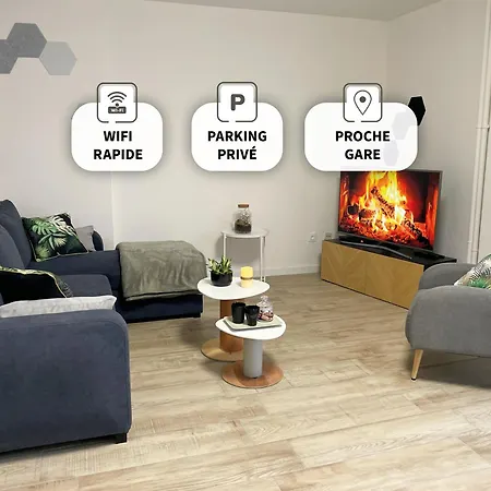 Appartement Au Coeur Des Arenes - Parking Prive à Metz Extérieur photo